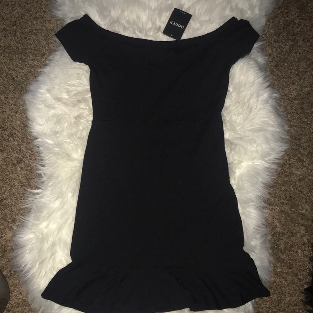 Black short dress